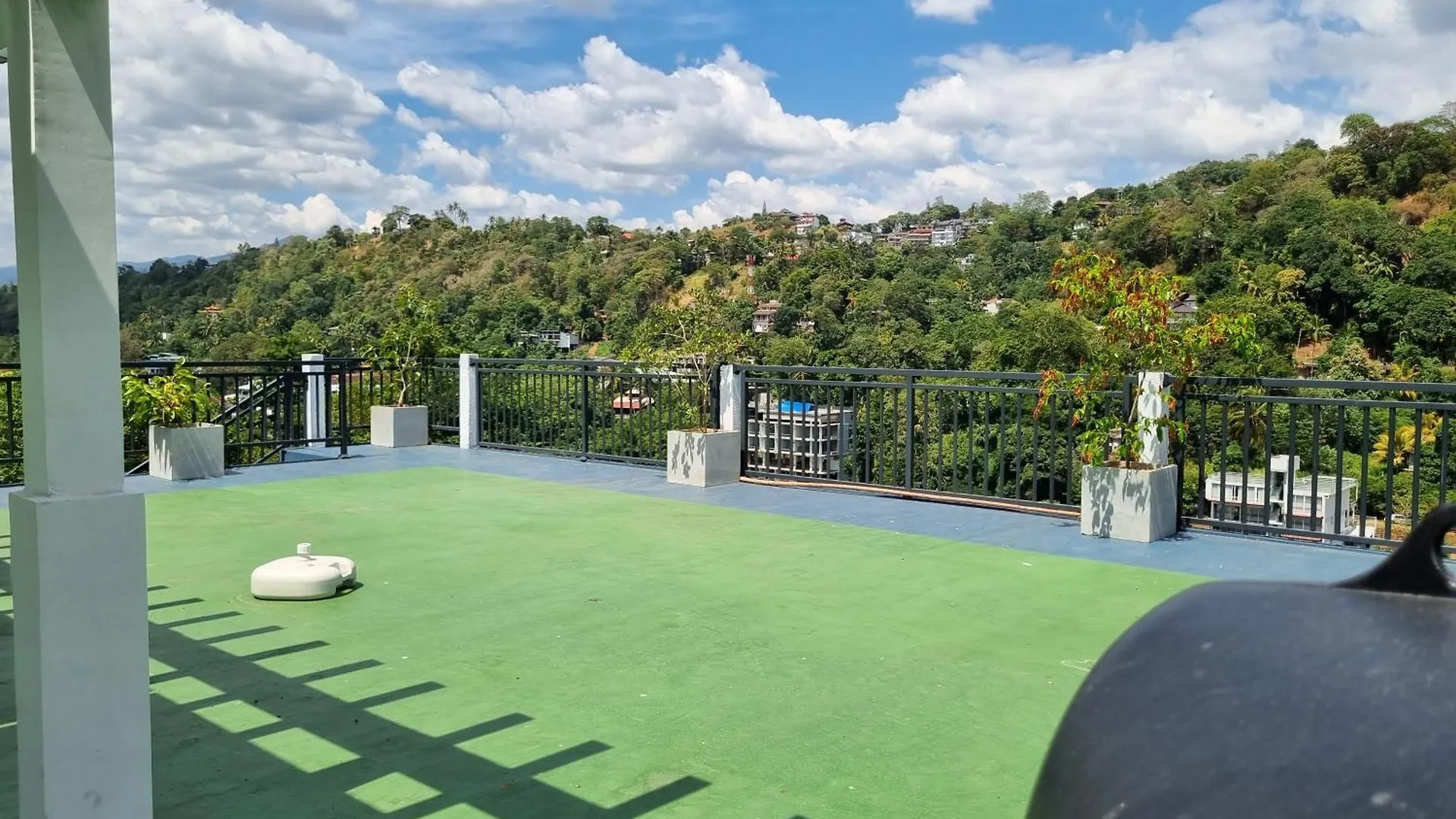 Aura Residence Katugastota Privat bolig