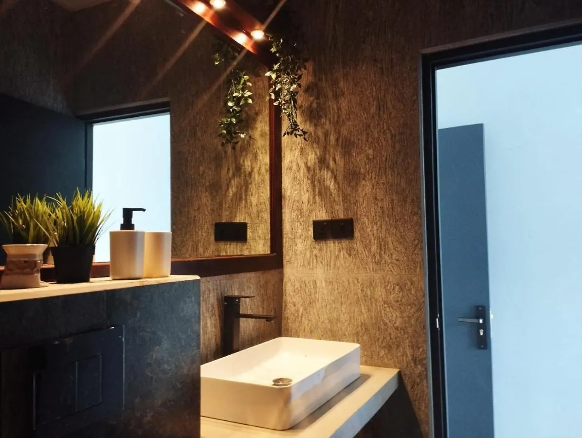 Homestay Aura Residence Katugastota Sri Lanka