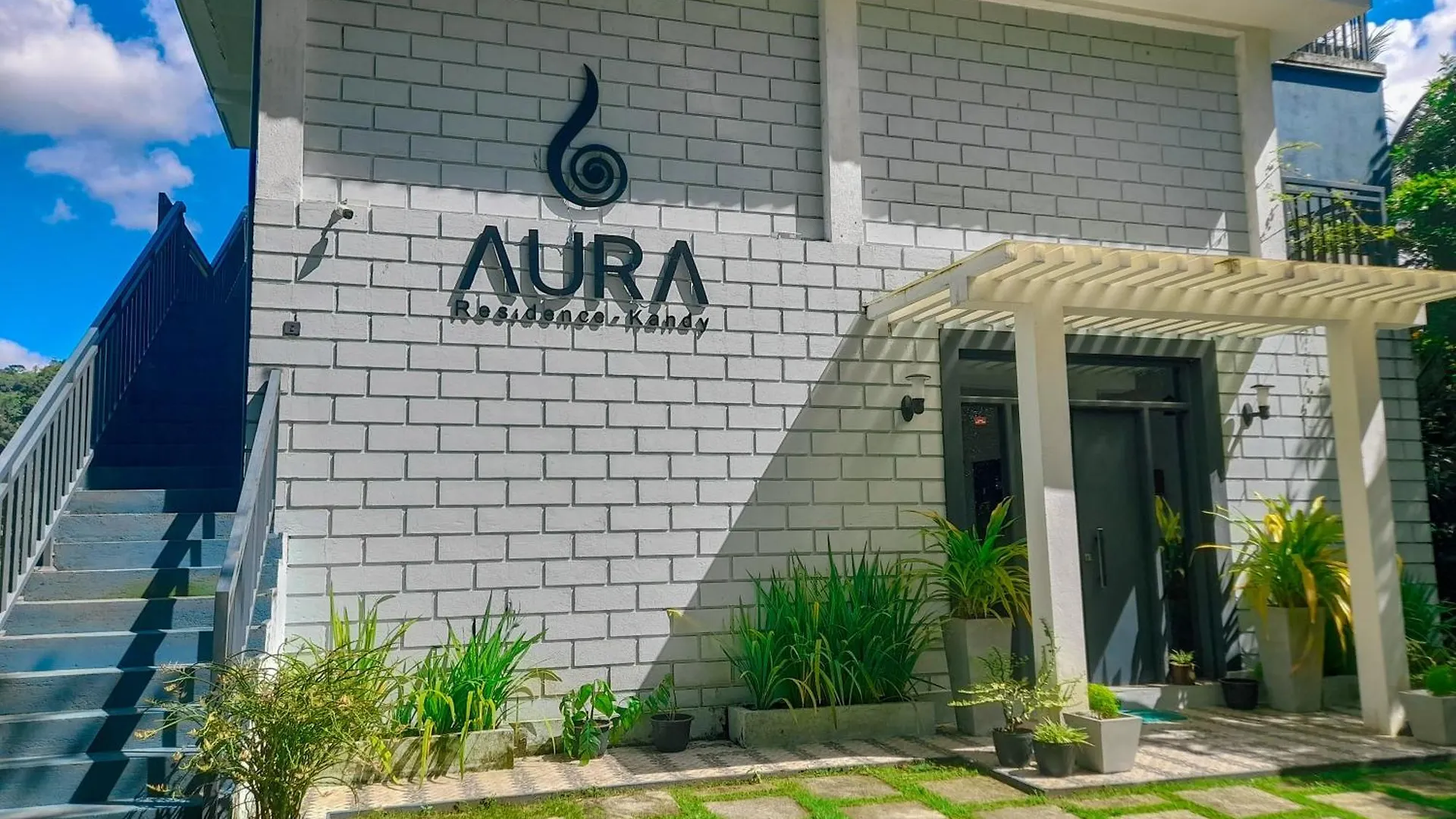 Aura Residence Katugastota 0*,