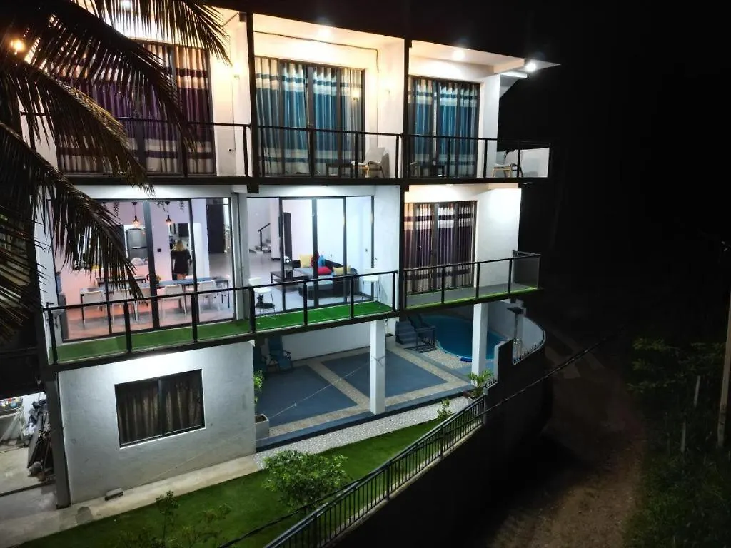 Aura Residence Katugastota 0*,  Sri Lanka