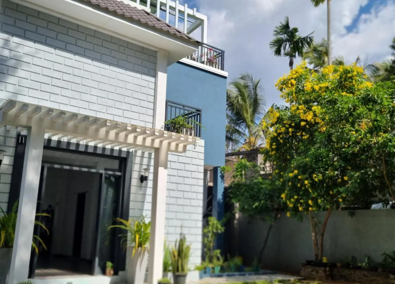 Aura Residence Katugastota Homestay